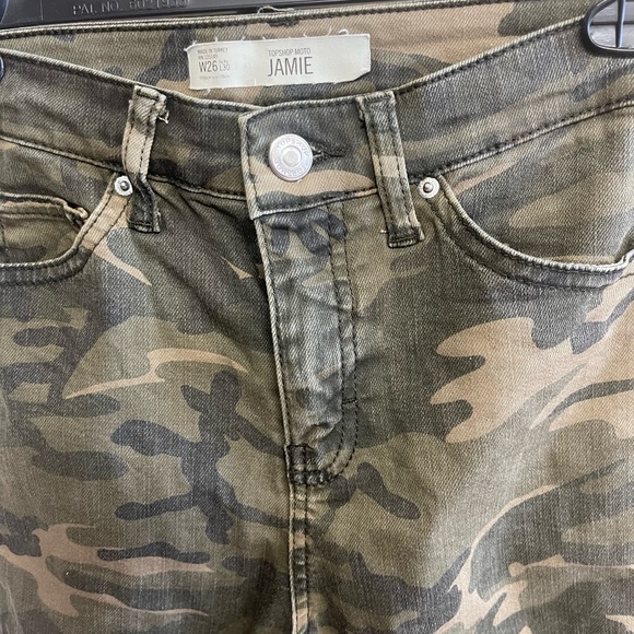 Topshop Moto Camouflage High Rise Skinny Stretch Pants - Picture 6 of 9